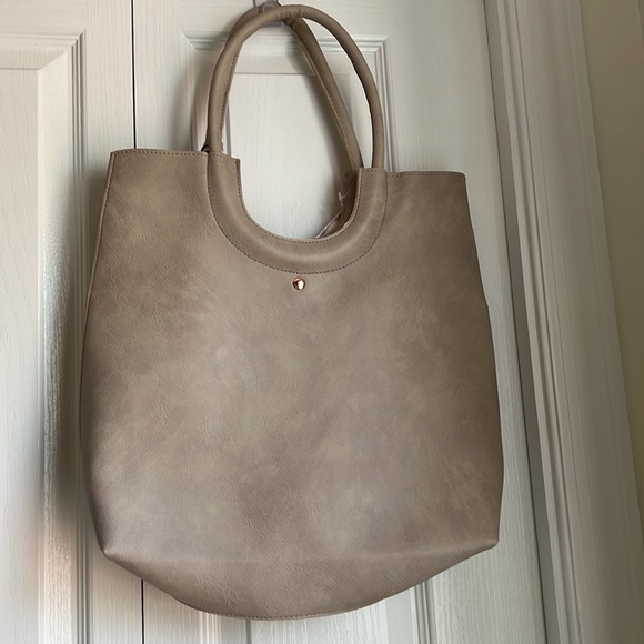 Beautiful Ulta bag - Picture 4 of 5